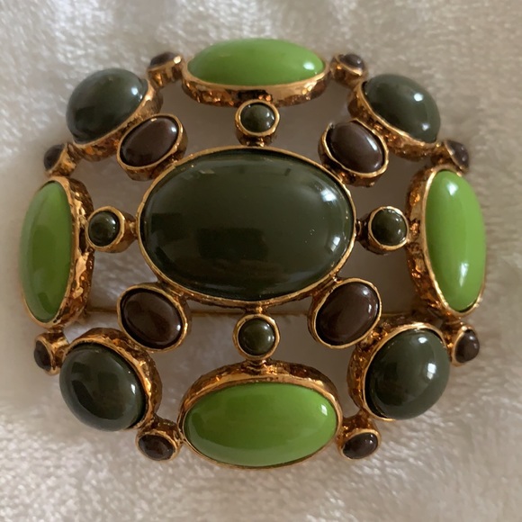 TALBOTS MULTI GREEN COLOR, GOLD TONE BROOCH - Picture 6 of 8